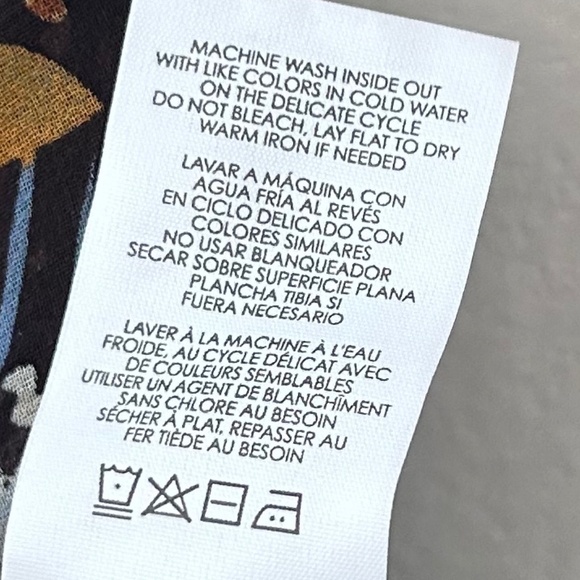 🔴Spaghetti Strap Floral Faux Button Top - Picture 5 of 11